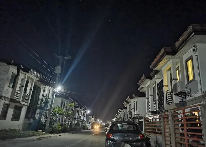 House In Subdivision- Lapu-lapu Near Airport And Cclex *