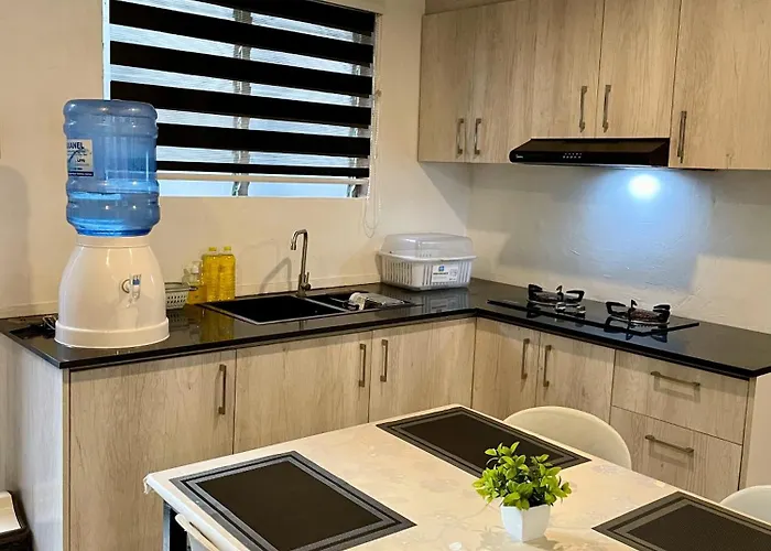 Apartment House In Subdivision- Lapu-lapu Near Airport And Cclex *